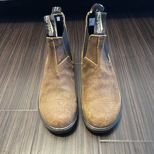 Blundstone brown boots